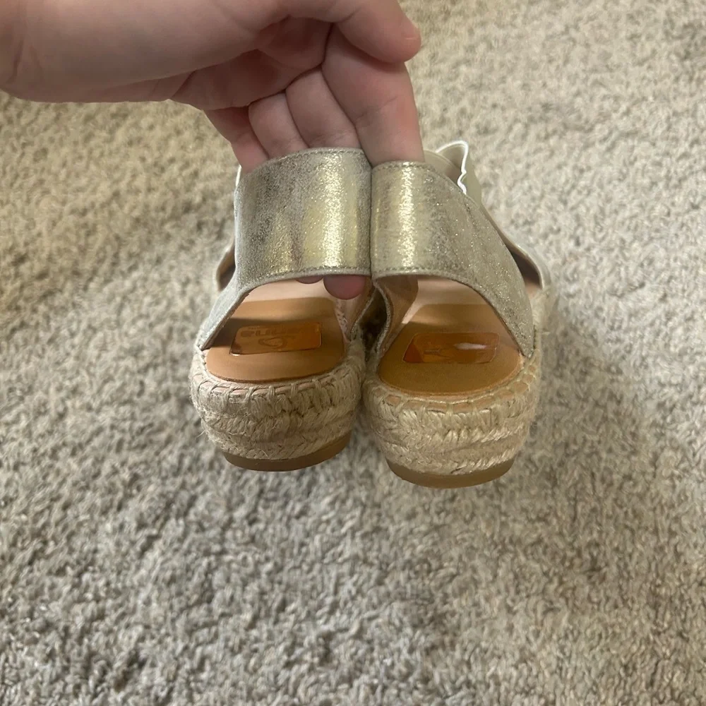 KANNA Metallic Women's Espadrille Sandals Cross-Strap Ankle Size 41 10-10.5 Tan